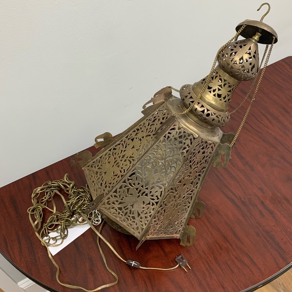 Vintage Brass Moorish Lantern - Picture 4 of 4